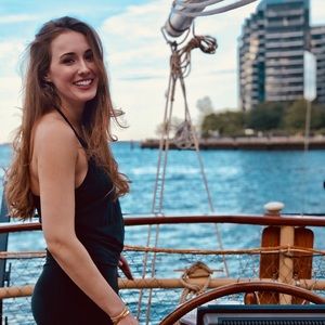 Meet your Posher, Faith